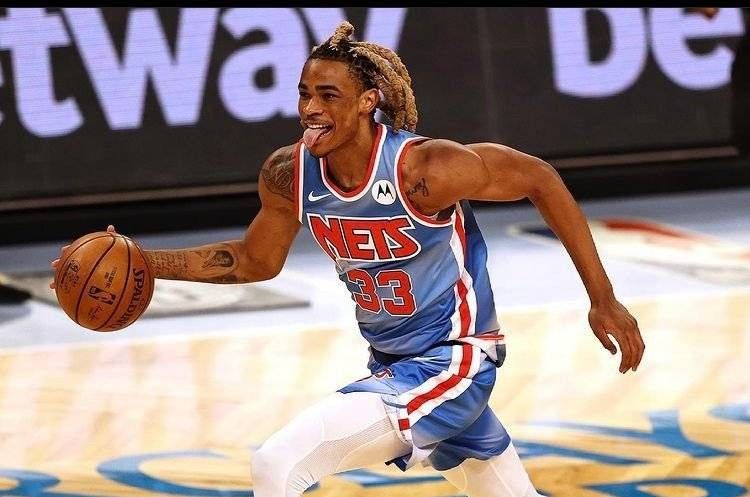 湖记：尽管传闻湖人有意克拉克斯顿，但目前尚未出现实质性讨论