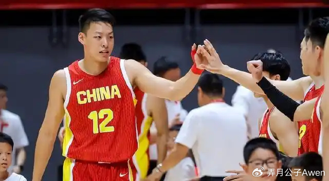 jiuyou-净胜21分，一人登场6分钟输7分，这就是曾被郭士强选中的准国手|刘礼嘉|上海|国家队|篮板|赛季_新浪体育_新浪新闻